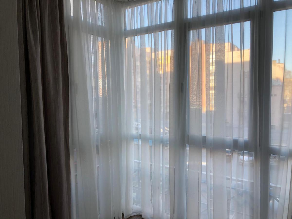 Квартира С Двумя Комнатами В Ж/К Атлант Dnipro Exterior foto